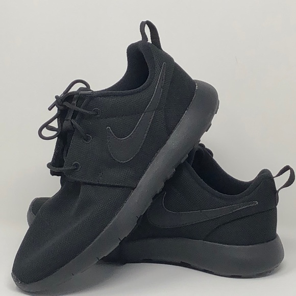 Nike Other - NWT Nike boys sneakers